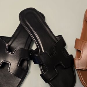 Chic Black and Tan Women's Sandals